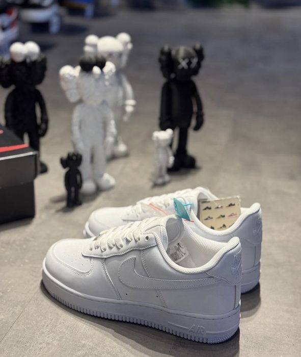 Налични Nike Air Force 1 Мъжки Обувки