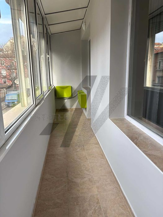 Двустаен апартамент до метростанция