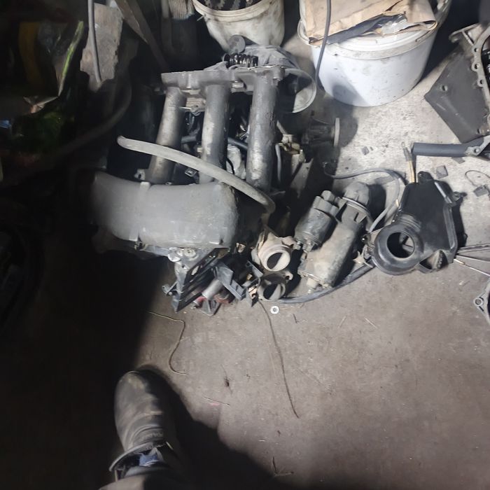 Двигатель 102 2.3