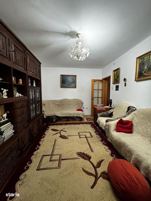 Apartament cu 3 camere - zona Tatarasi - Dispecer