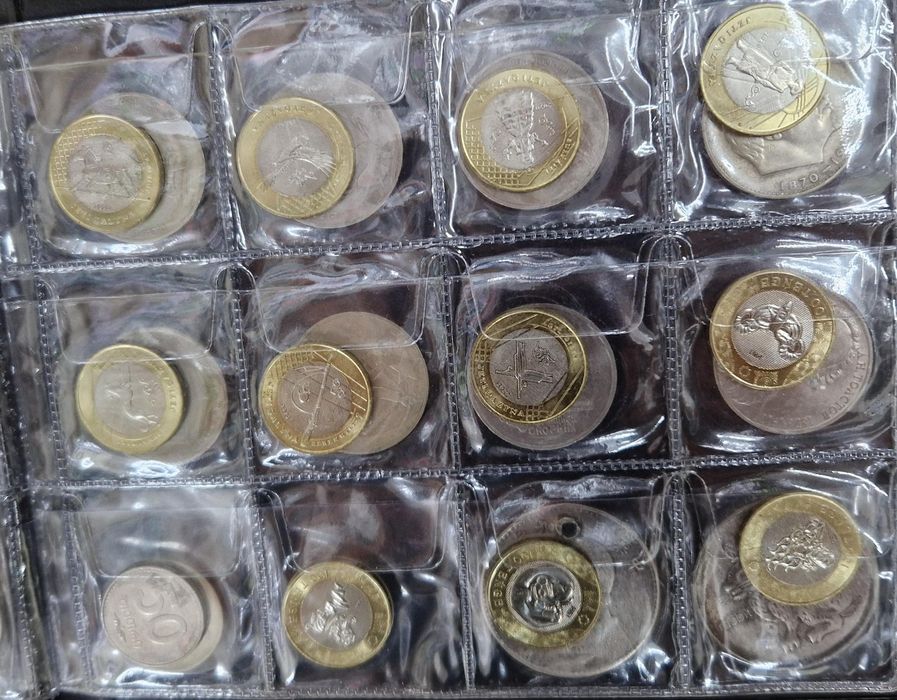 Продам монеты коллекционные