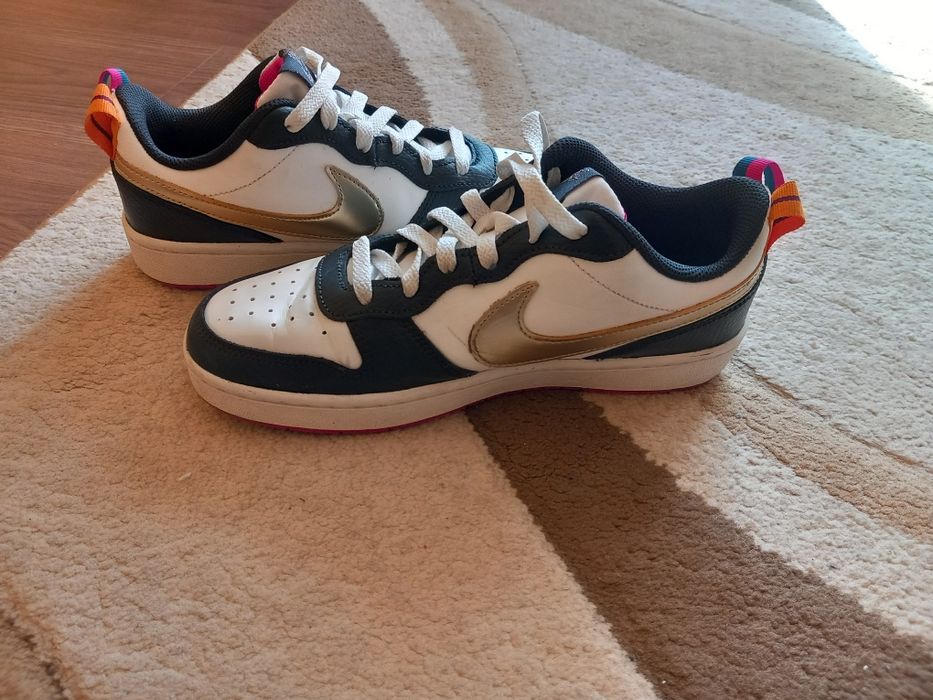 Маратонки за момиче Nike Court Borough 2 SE