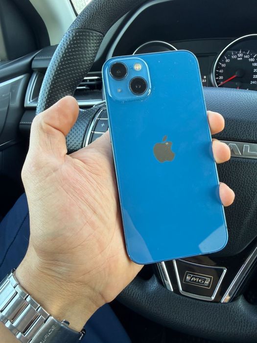 Продам iphone 13