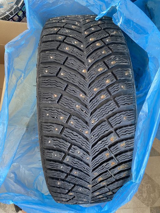 Продам зимние шины