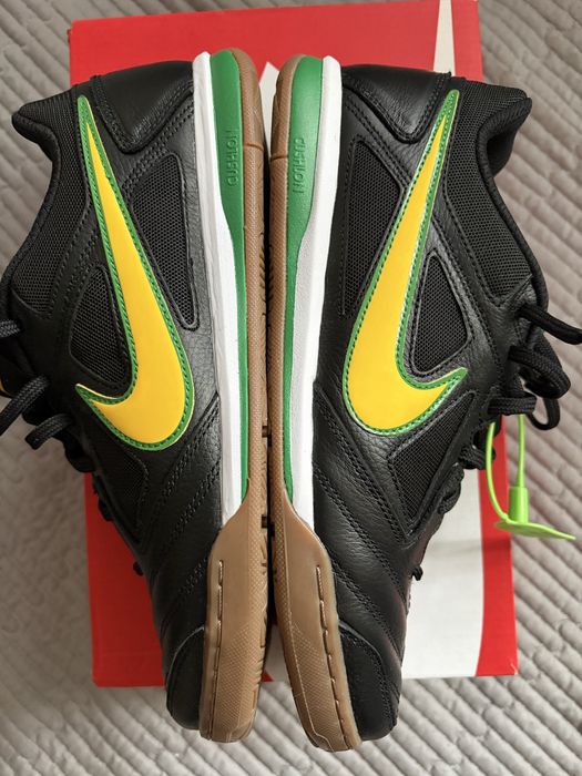 Nike gato brasil футзалки