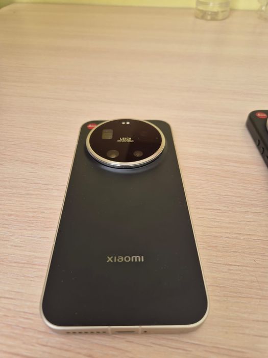 Xiaomi 17 ultra by Leica