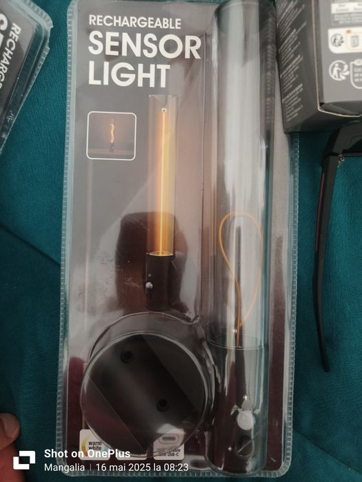 Lampi cu acumulator reincarcabile si senzor de miscare