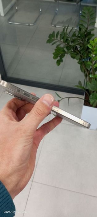 iPhone 15 Pro Max 256g 100 yomks