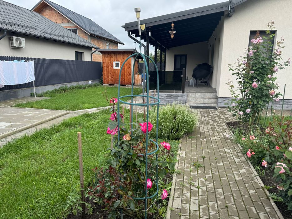Casa de vânzare Lilieci