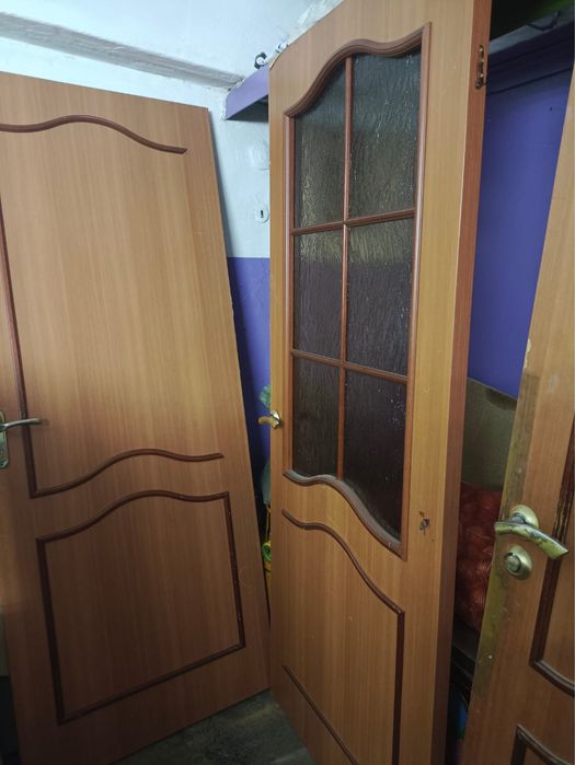 Продам межкомнатные двери