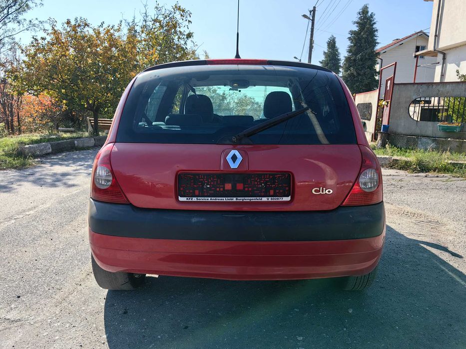 Продавам Рено Клио 1.5dci 65hp и 82 коня на части