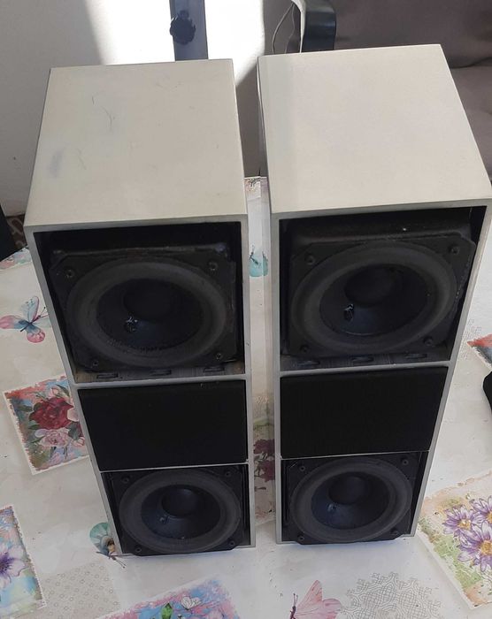 Boxe Bang&Olufsen CX 100 cu suport de prindere
