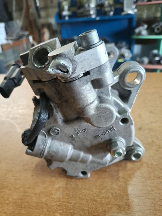 Compresor aer condiționat Bmw  Seria 2 F45 1.5 Benzina  2015>