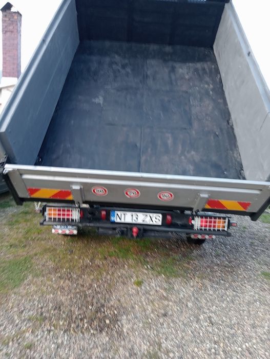 Ford transit basculabil trilateral din fabrică.