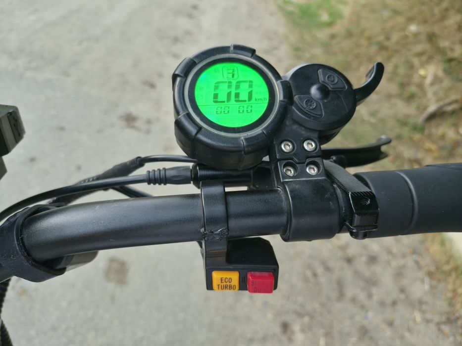 Vand obarter D5 perfect funcțional