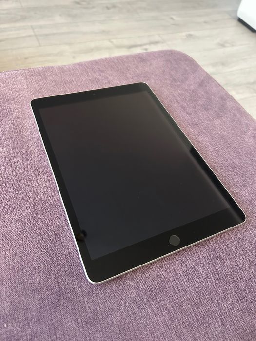 Tableta Apple iPad Generatia 9th