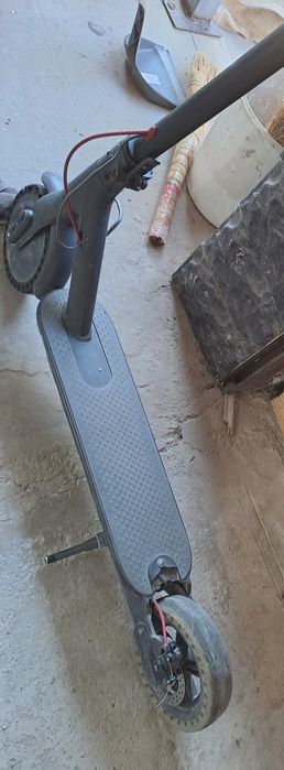 Электросамокат Xiaomi М365