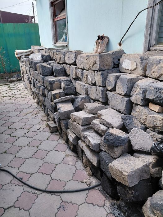 Отдам кирпичи бесплатно, самовывоз.