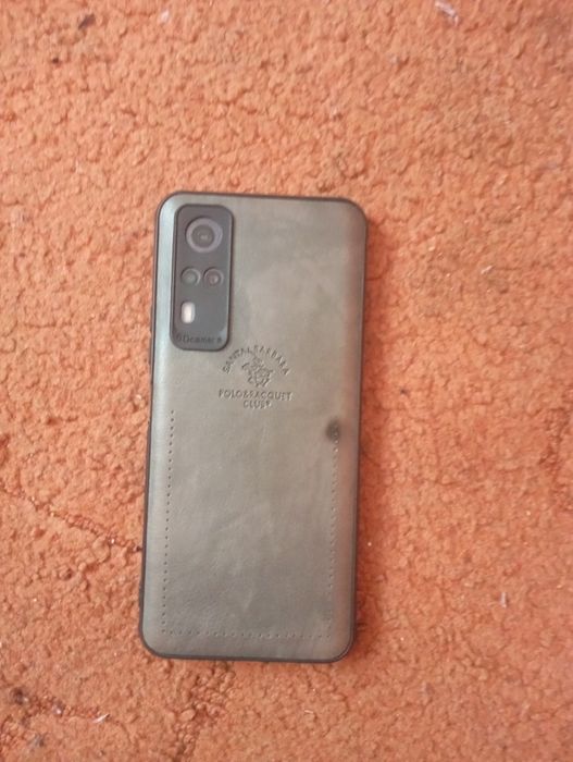 Продам виво ю31 на 128гигов