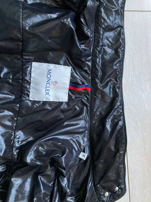 Оригинално Moncler тънко пролетно женско яке размер 3 / L