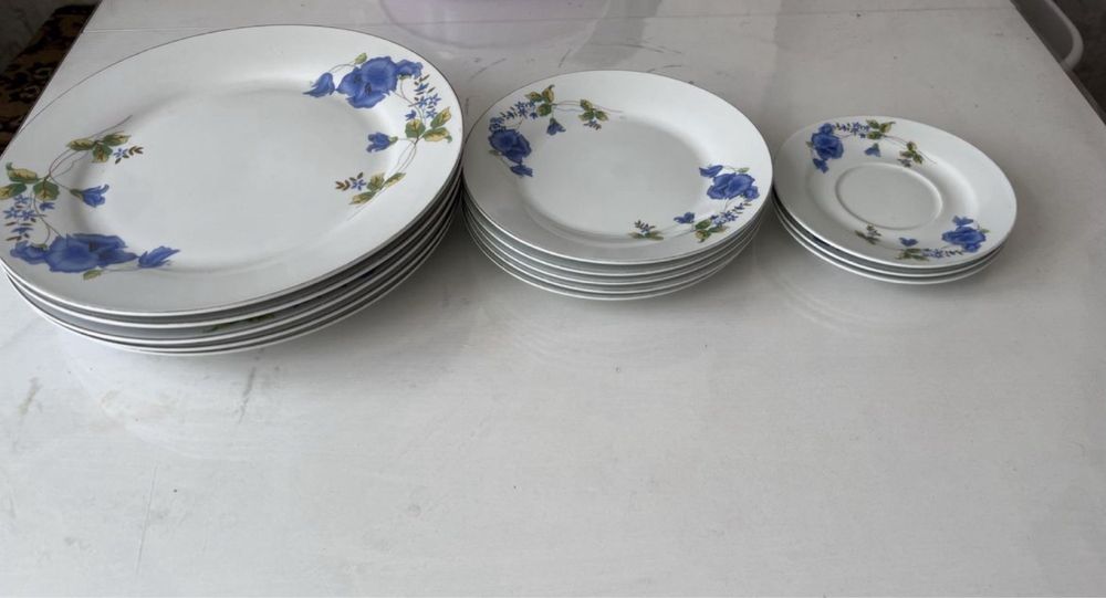 Набор посуды тарелки