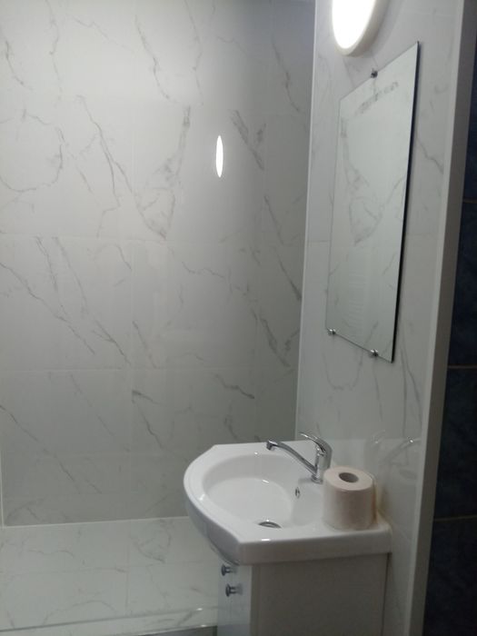 Garsoniera de închiriat