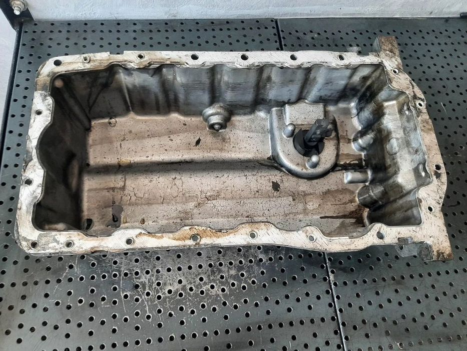 baie ulei 1.9 tdi bxe 2.0tdi bkd  seat altea 5p vw golf 5 passat  b6 038103603ag