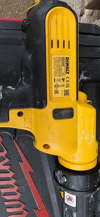 Pistol silicon dewalt dce560 cu acumulator 5 ah. An 2024
