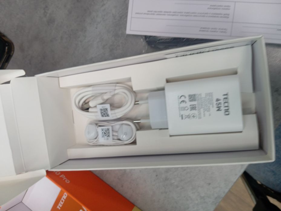 Tecno Spark 40 Pro
