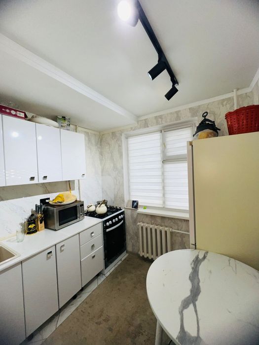 Продам 2 ком кв евроремонт в районе Детсада