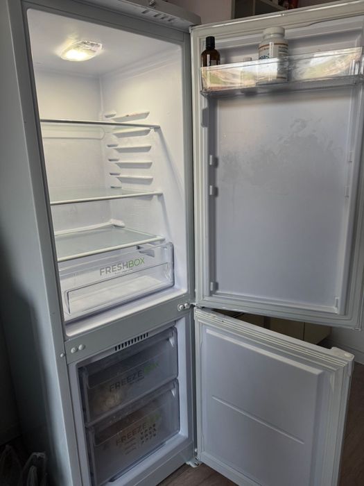 Холодильник почти новый!