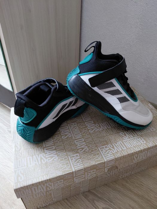 Детски маратонки на adidas