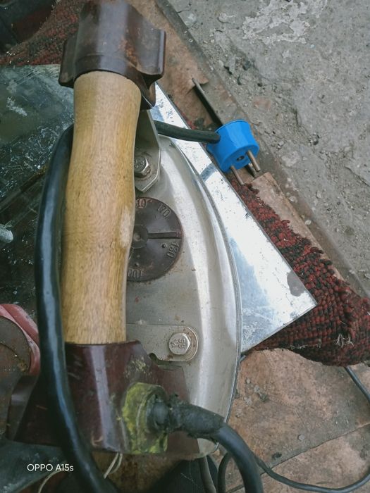 Продам утюг СССР