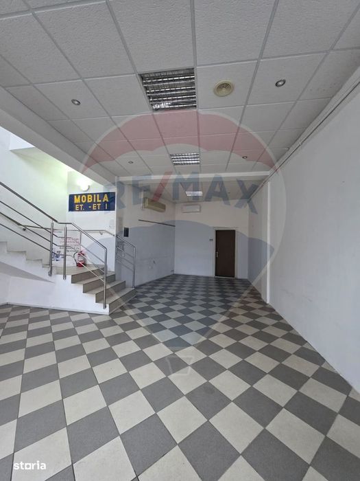 Cladire comerciala de vanzare in centrul Mediasului