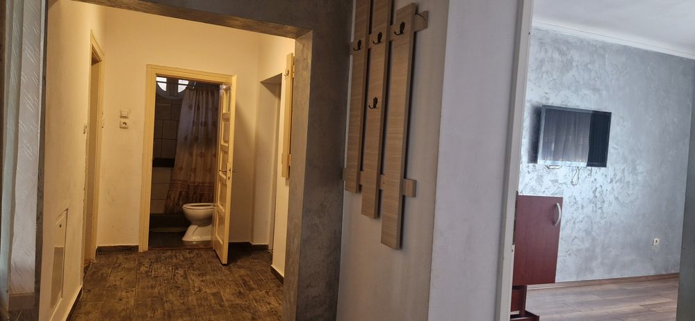Închiriez casa Oradea