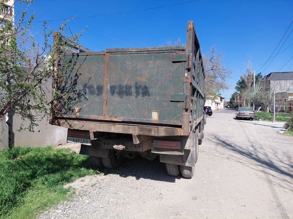 Kamaz 5320 sotiladi 1980 yil xolati yaxsh