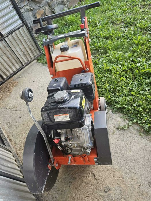 Masina de taiat asfalt beton Husqvarna