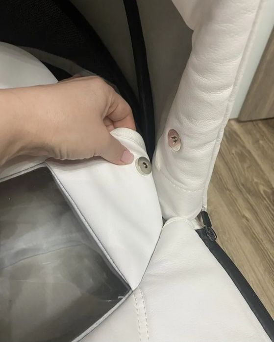 Продам коляску 2 в 1 roan bass next