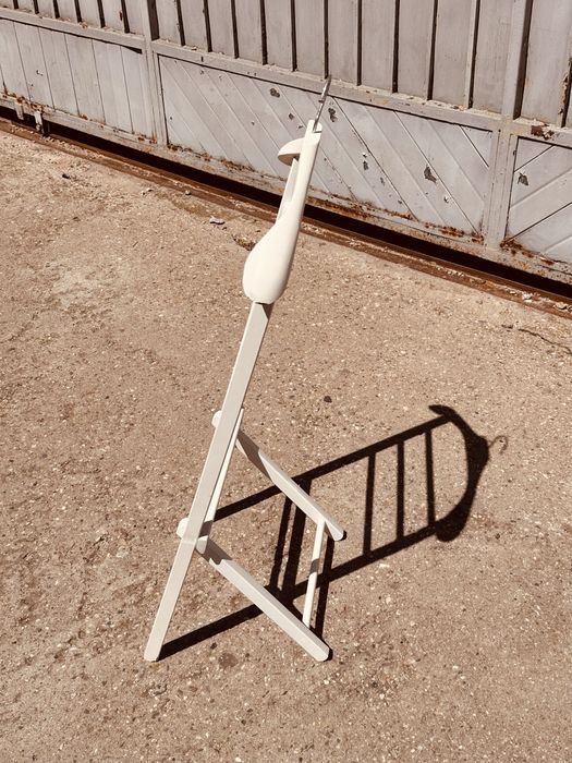 Стойка за дрехи (valet stand) – сгъваема, бяла