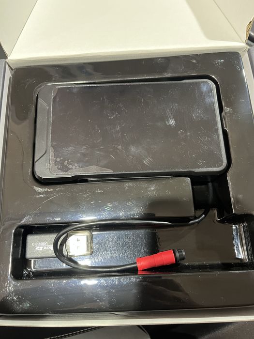 Навигация и безжичен CarPlay