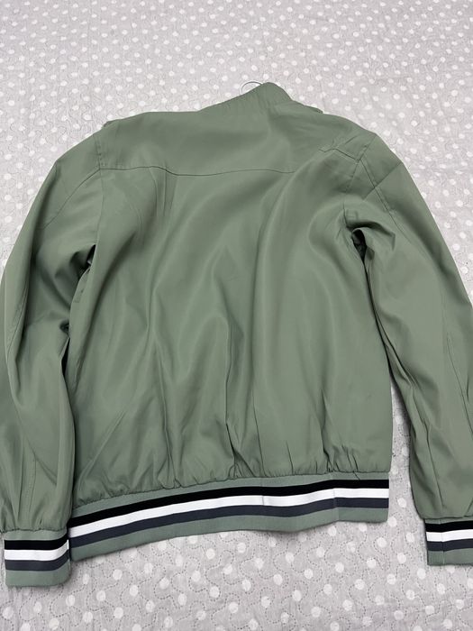 Куртка мужская новая.