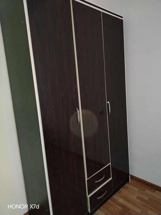 Kamolot domda 2 xonalik kvartira uzoq muddatga faqat oila ga ijara