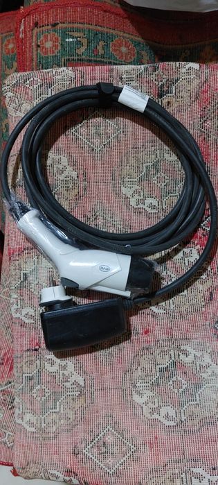 Зарядчик BYD оригинал