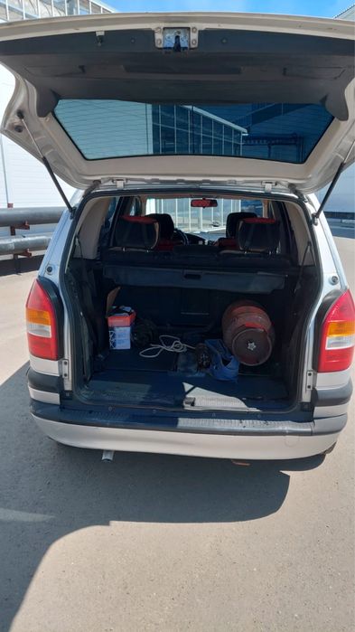 Продам Opel Zafira 2002