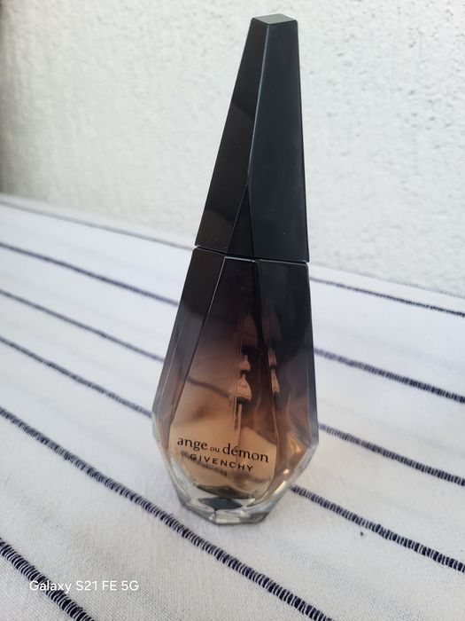 Parfum  Givenchy Ange ou Demon