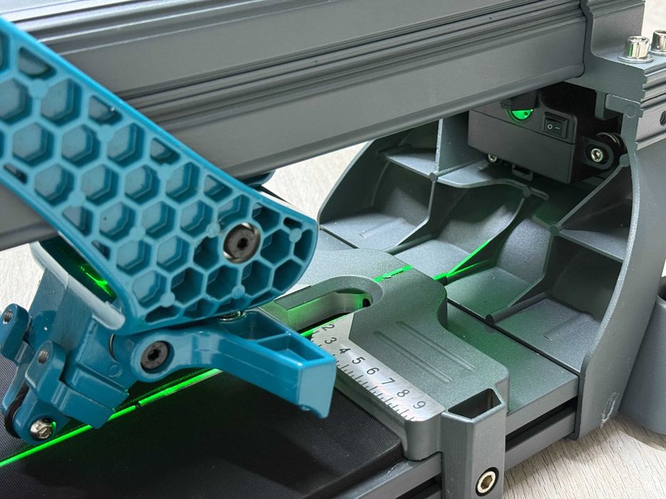 plitkarez BIYOTI BYT-ZT1200 Ручной плиткорез