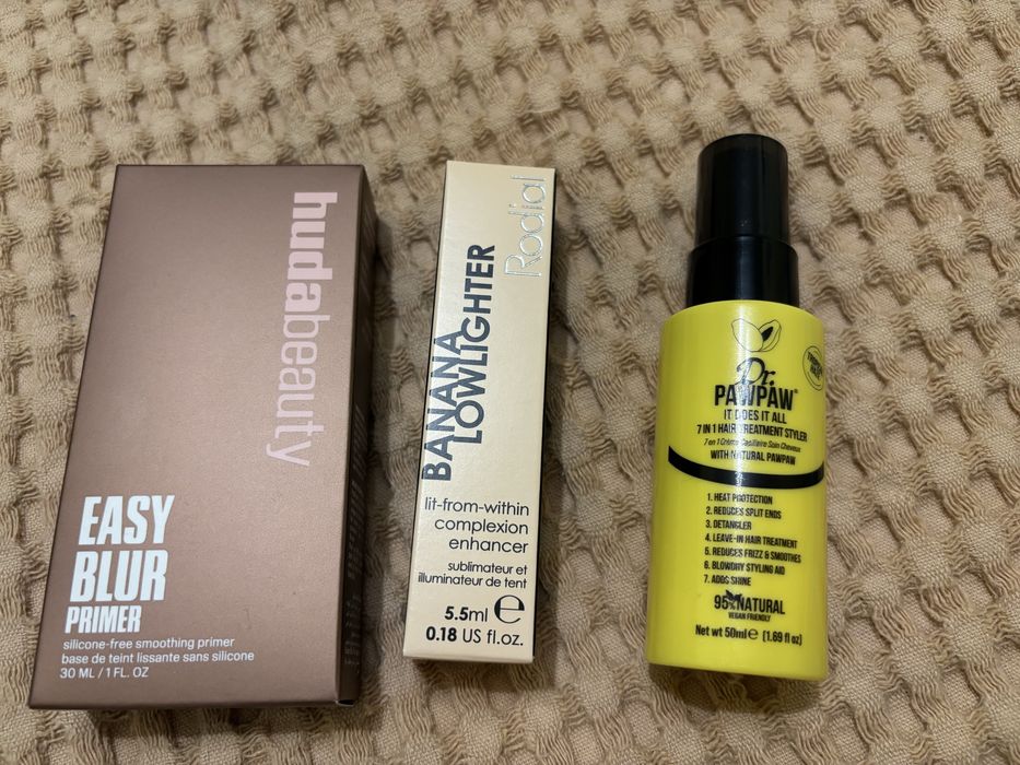 Huda beauty primer,Radial banana lowlighter,Dr. PawPaw,Starskin fab feet