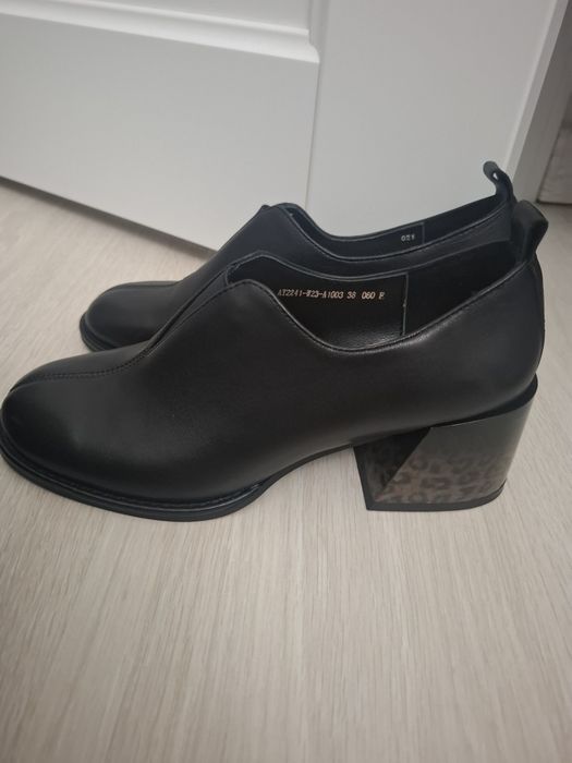 Женская   обувь.  Новая