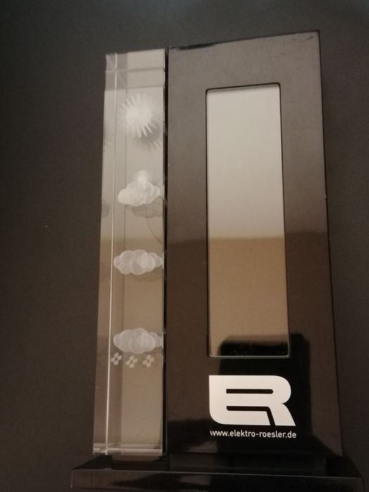 Ceas digital de birou cu multe functii