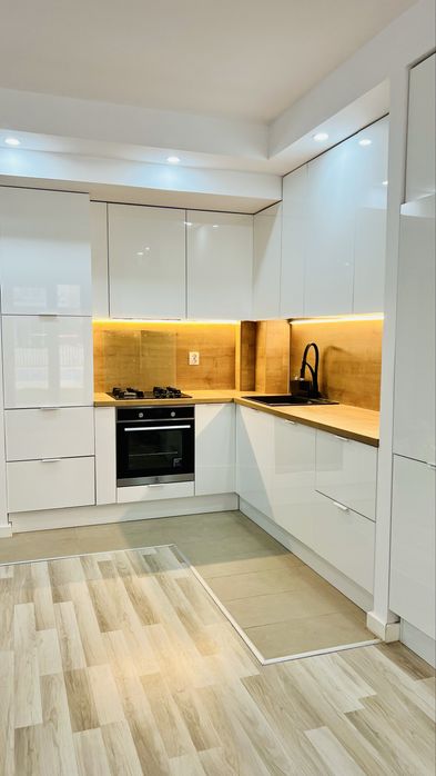 Cosmopolis parter, 2 camere, studio de inchiriat
